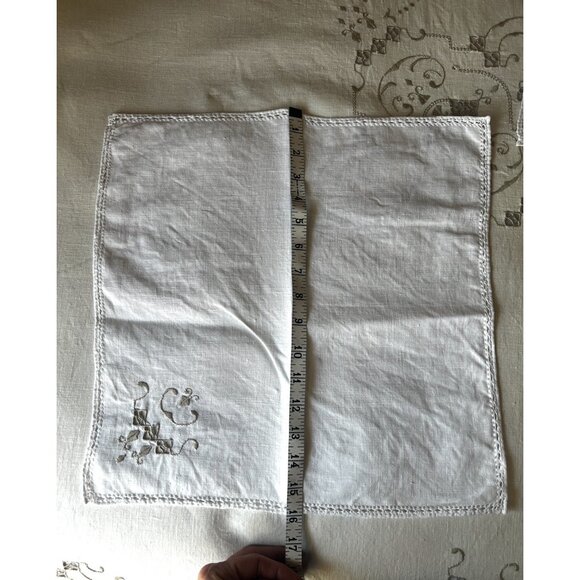 Hand Embroidered Beige Linen Tablecloth & 6 White Napkins Cut Outs - Picture 15 of 16